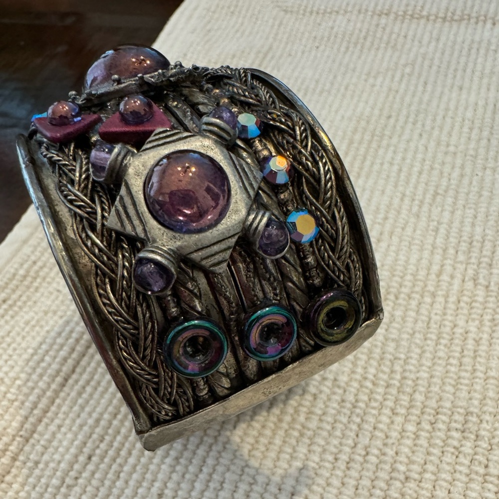 Cuff Bracelet - Picture 7 of 12